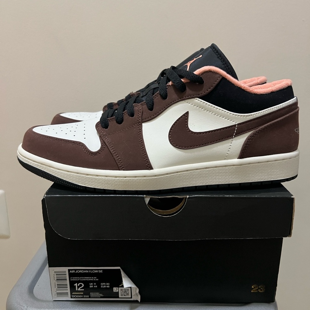 Nike Jordan 1 Low Mocha